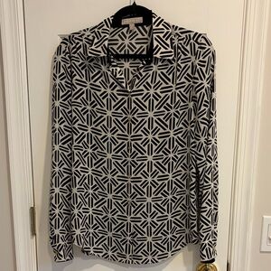 Banana Republic Black and White Geometric Button-Up Blouse